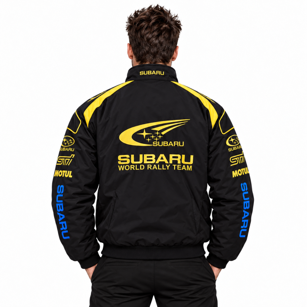 Blouson Subaru World Rally Team porté par un mannequin – vue de dos